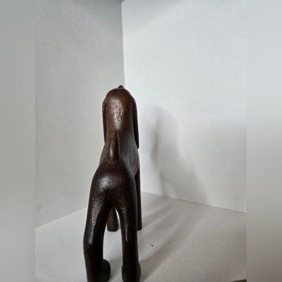 Hand-Carved Brown Wooden Dog Figurine - Decorative Pet Sculpture - Picture 3 of 8